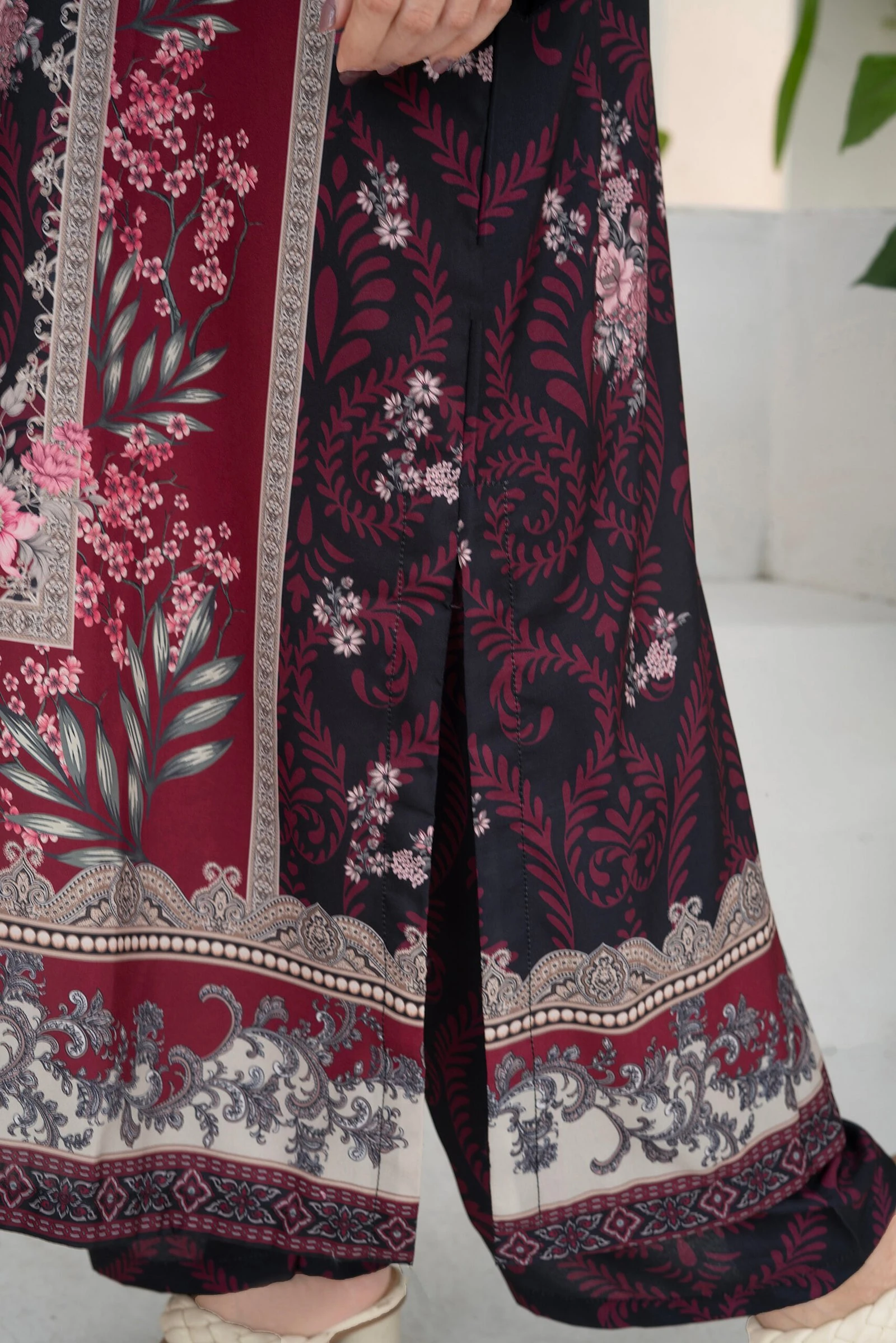Mahjabeen 2PC - Maroon Floral Suit